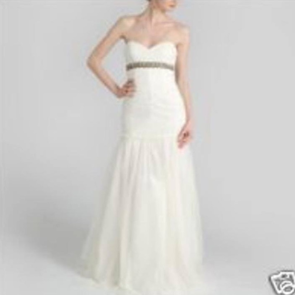 NWT Size 8 Nicole Miller Wedding Gown